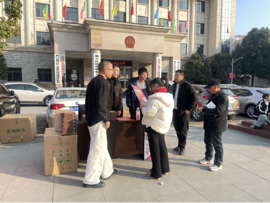 1735635924120292.png 中荊置業(yè)前往團林鎮開(kāi)展“安居工程”政策宣講及中荊學(xué)府項目宣傳活動(dòng)36.png